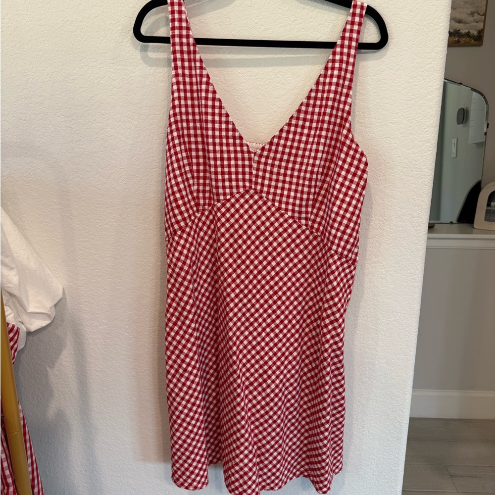Abercrombie Red Gingham V-Neck Women’s Linen Blend Dress